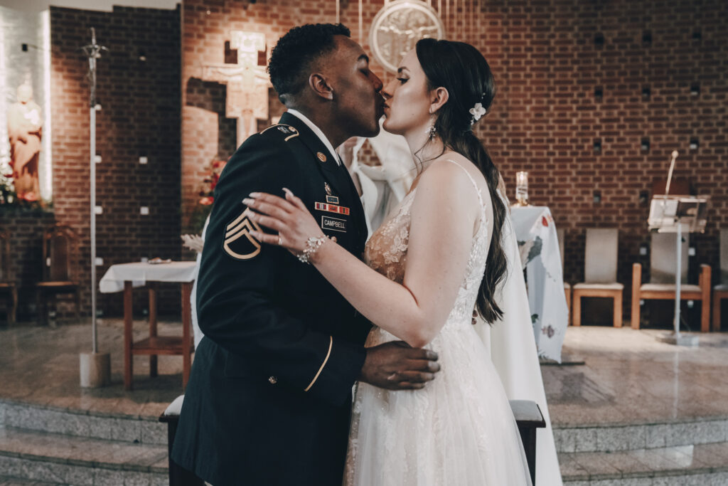 Basia i Kevin - Polsko-Amerykański ślub - Niećkowiak Weddings 22