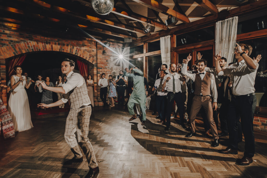 Olga i Stephane - polsko-francuski ślub - Żabi Dwór Radwanów Zielona Góra 71