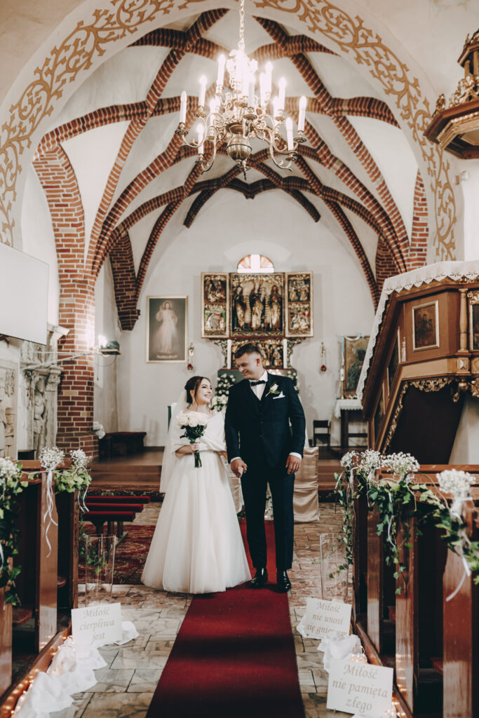 Fotografia Ślubna Niećkowiak Weddings - Magda i Dawid - Pałac Henryków 38
