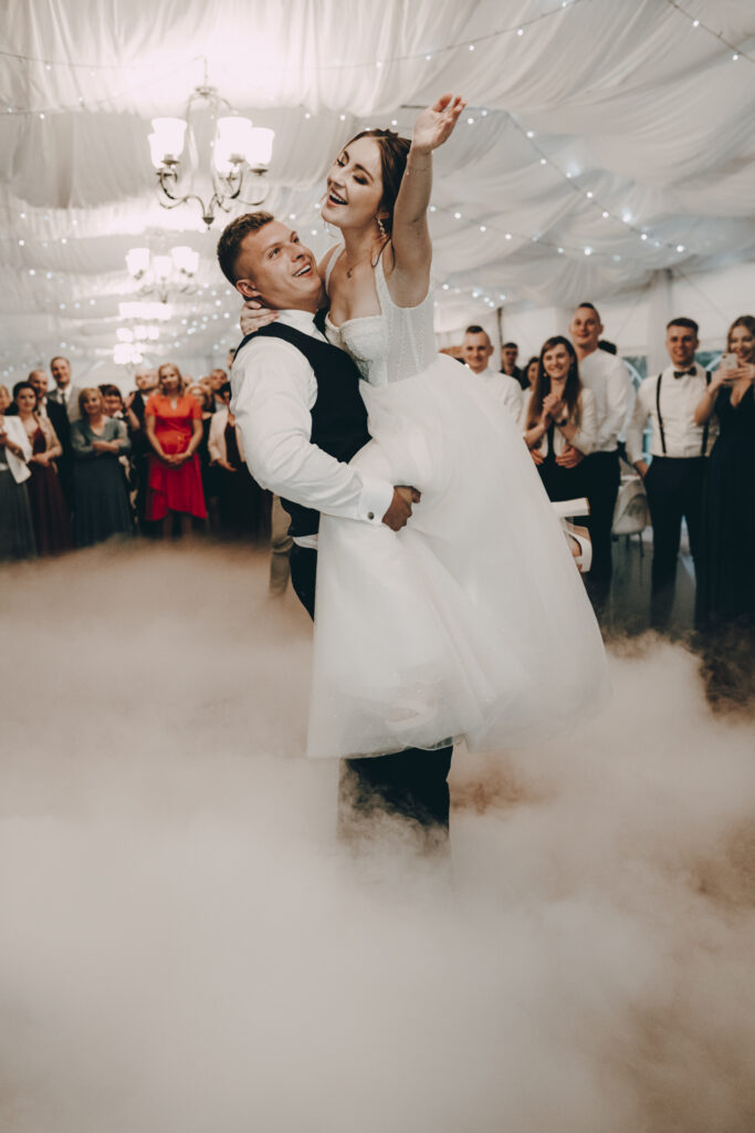 Fotografia Ślubna Niećkowiak Weddings - Magda i Dawid - Pałac Henryków 45