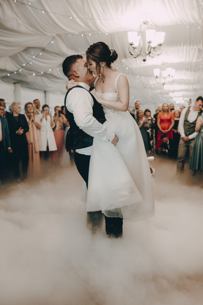 Fotografia Ślubna Niećkowiak Weddings - Magda i Dawid - Pałac Henryków 46