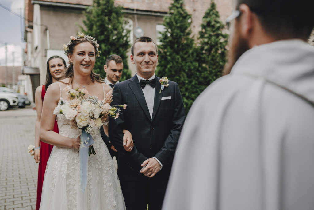 Diana i Alan - Ślub Stary Młyn w Brzeźnicy 64