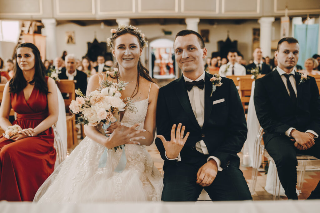 Diana i Alan - Ślub Stary Młyn w Brzeźnicy 13