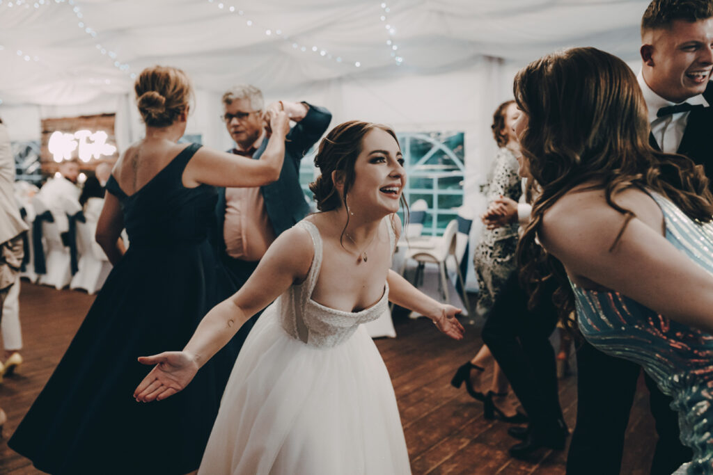 Fotografia Ślubna Niećkowiak Weddings - Magda i Dawid - Pałac Henryków 47