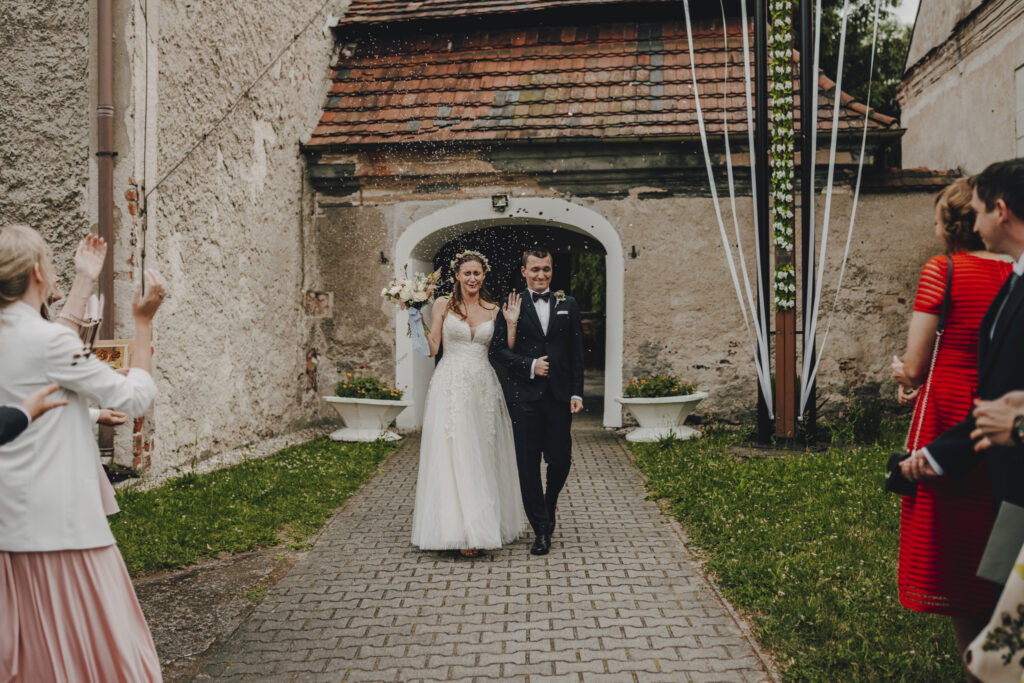 Diana i Alan - Ślub Stary Młyn w Brzeźnicy 17