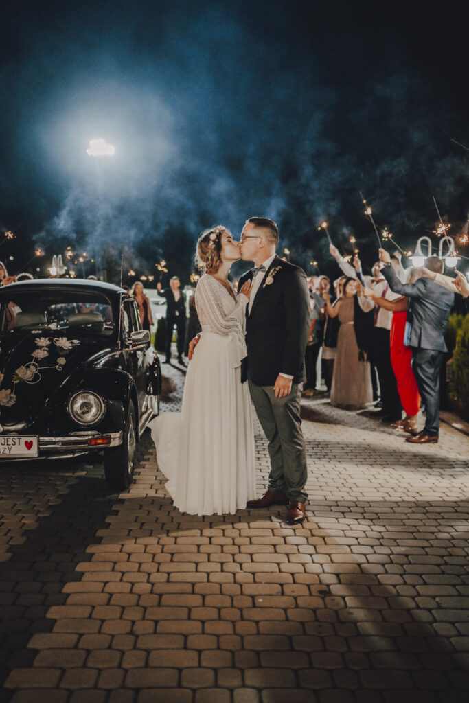 Klaudia i Szymon - wesele Stodoła Ołobok 81