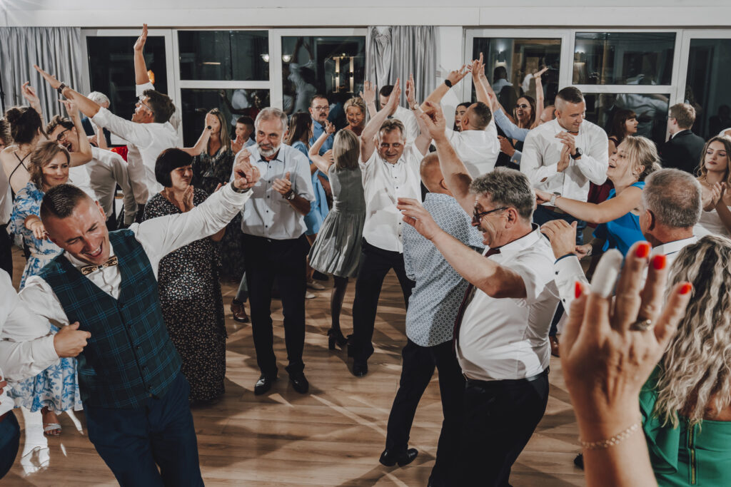 Klaudia i Szymon - wesele Stodoła Ołobok 88