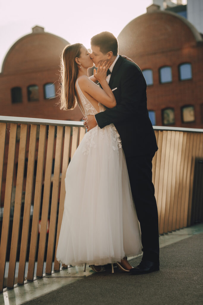 Karolina i Piotr - Sesja poślubna w Gdańsku - Niećkowiak Weddings Foto&Video 15