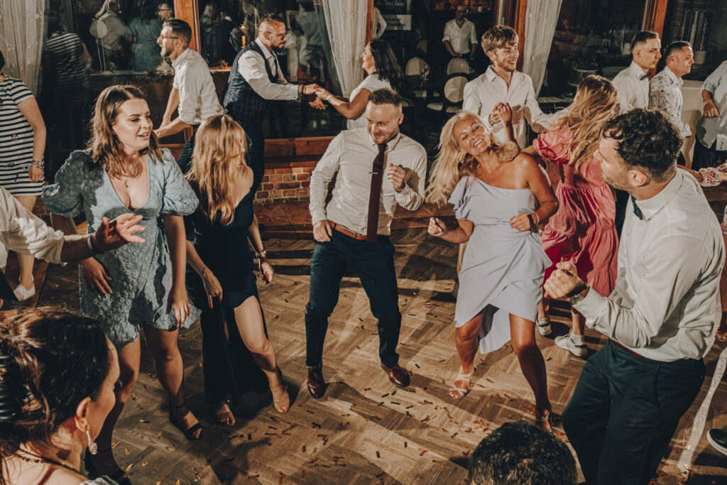 Jowita i Marcin - Ślub Żabi Dwór Radwanowo 28